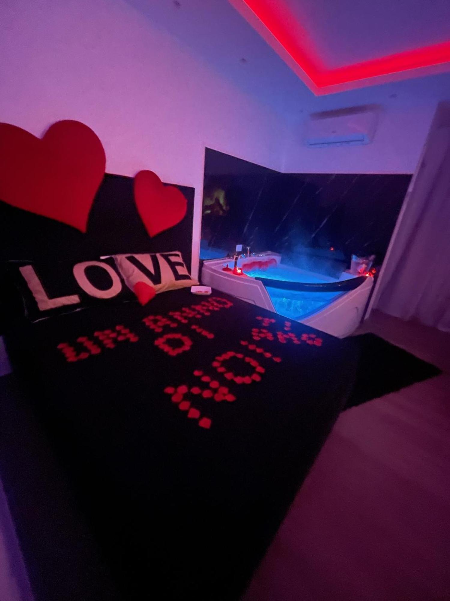 Due Cuori Suite Bari Buitenkant foto